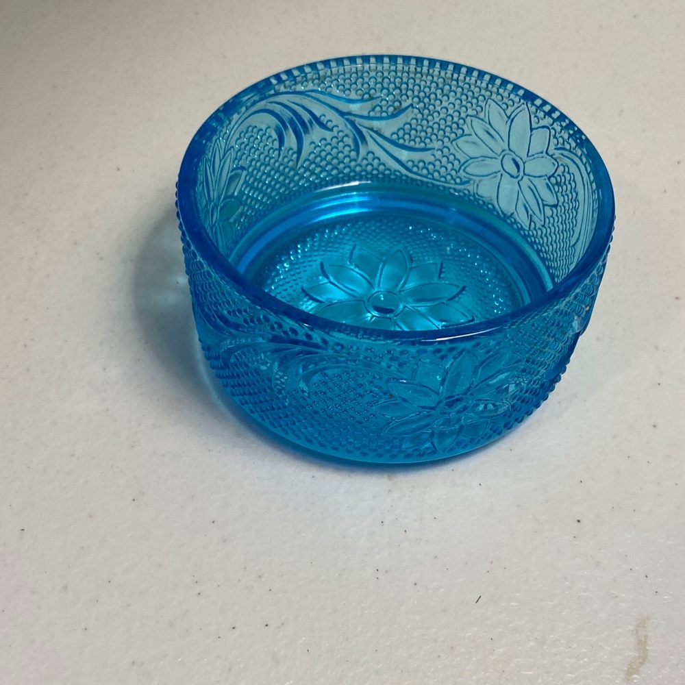Vintage Tiara Indiana Glass Blue Floral Glass Trinket Bowl